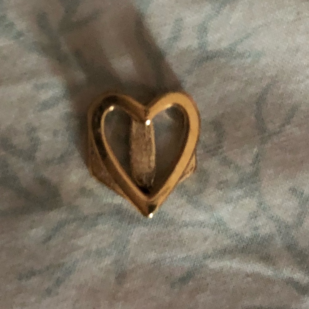 Keep collective heart charm